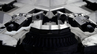 Illustration for article titled Nuevas imágenes revelan al detalle el Batmobile de Batman v Superman